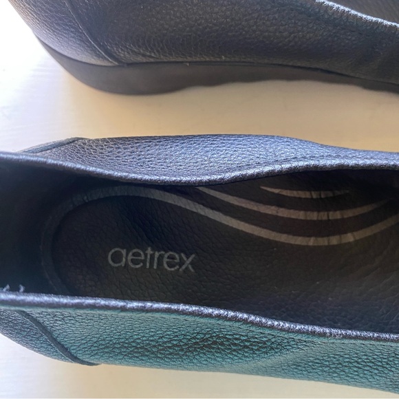 Aetrex Black Women's Flats - Picture 4 of 9